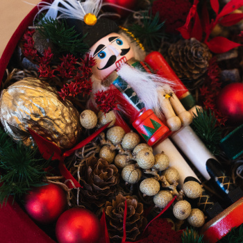 CAIXA QUEBRA-NOZES VERMELHA S